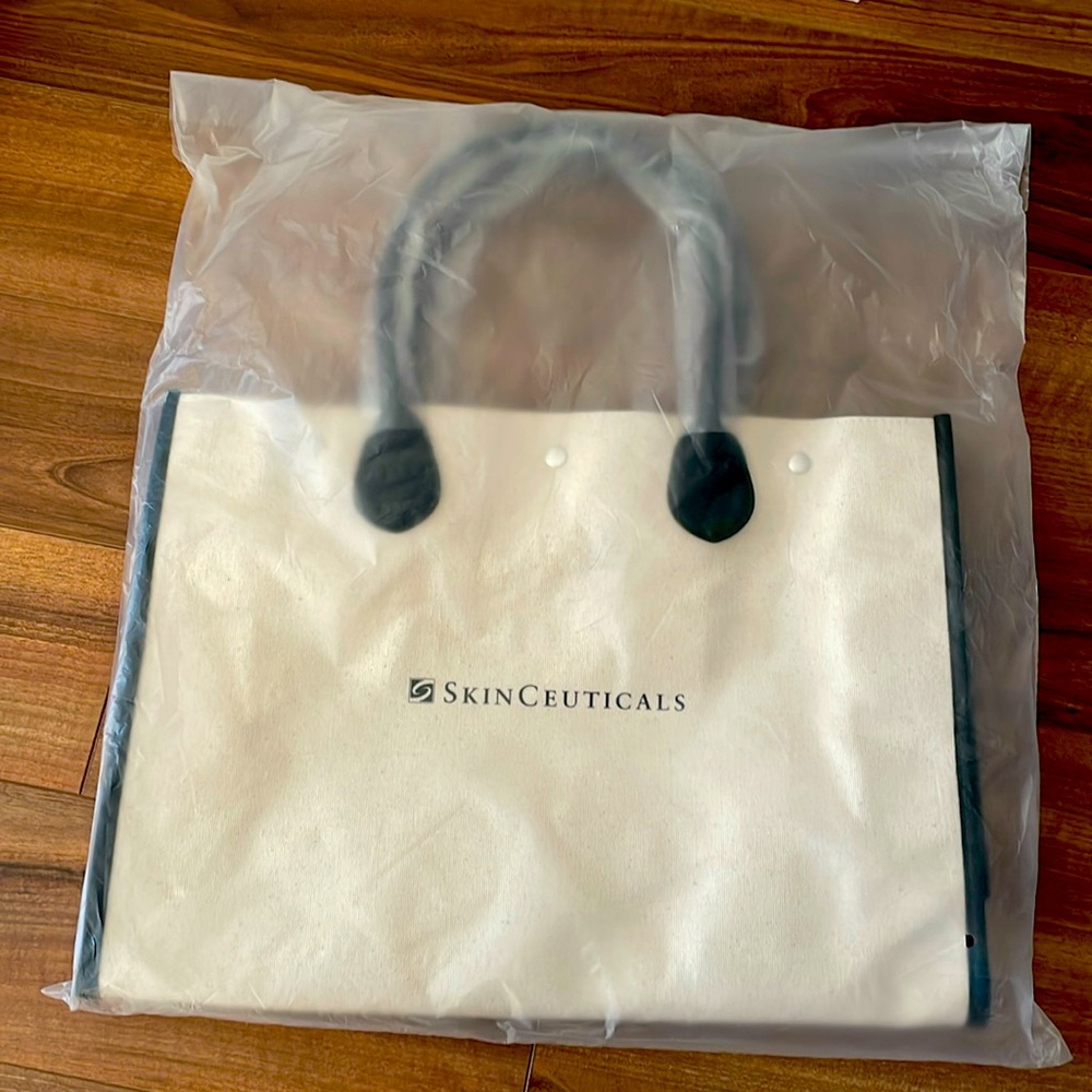 SkinCeuticals Cream beach Bag